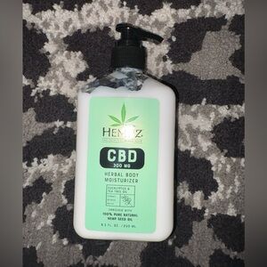 Hempz CBD lotion.